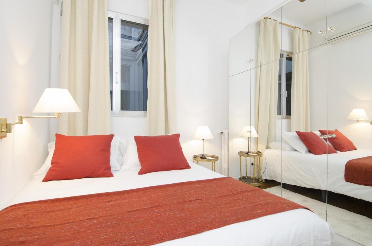 Apartamento Paseo Del Prado II En Madrid Eksteriør bilde