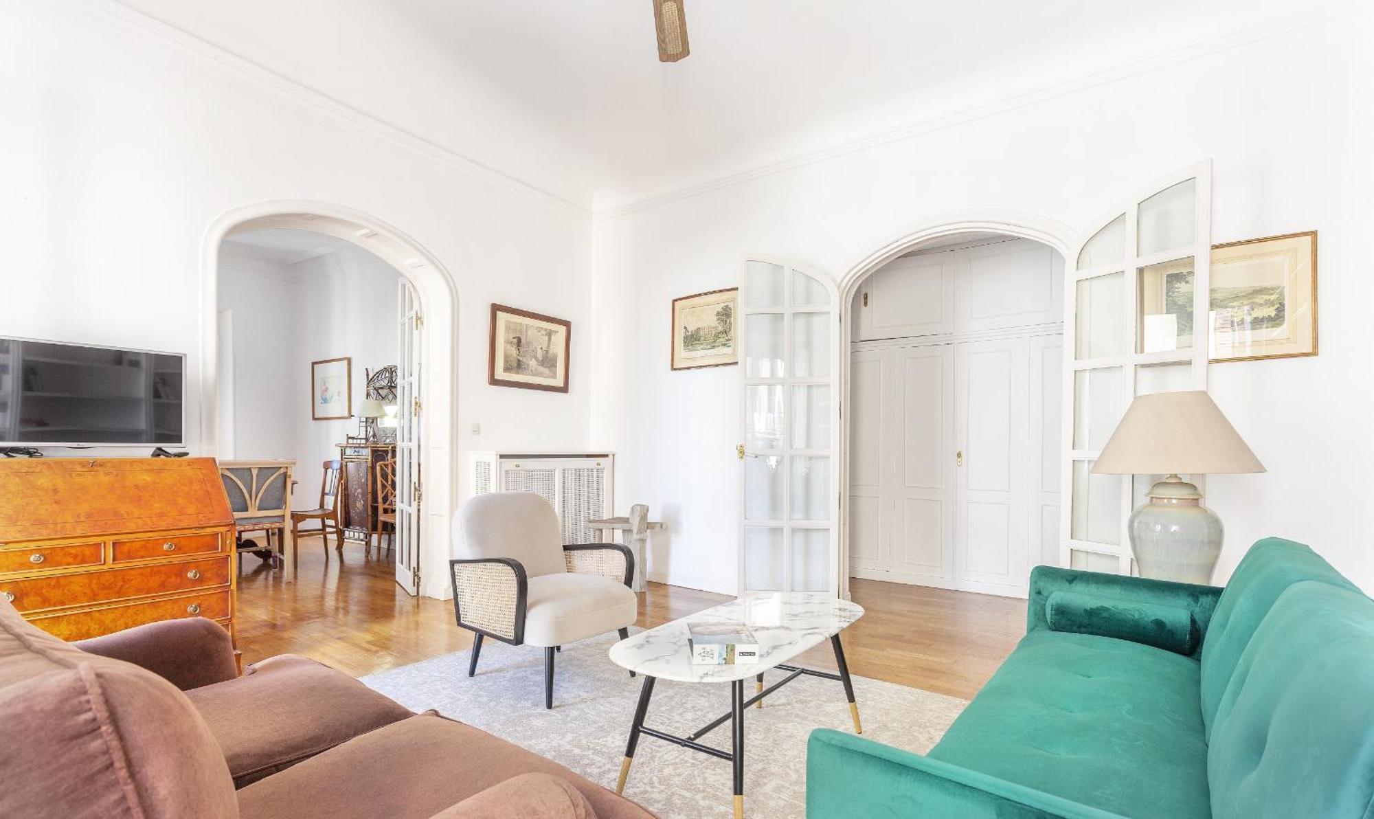 Apartamento Paseo Del Prado II En Madrid Eksteriør bilde
